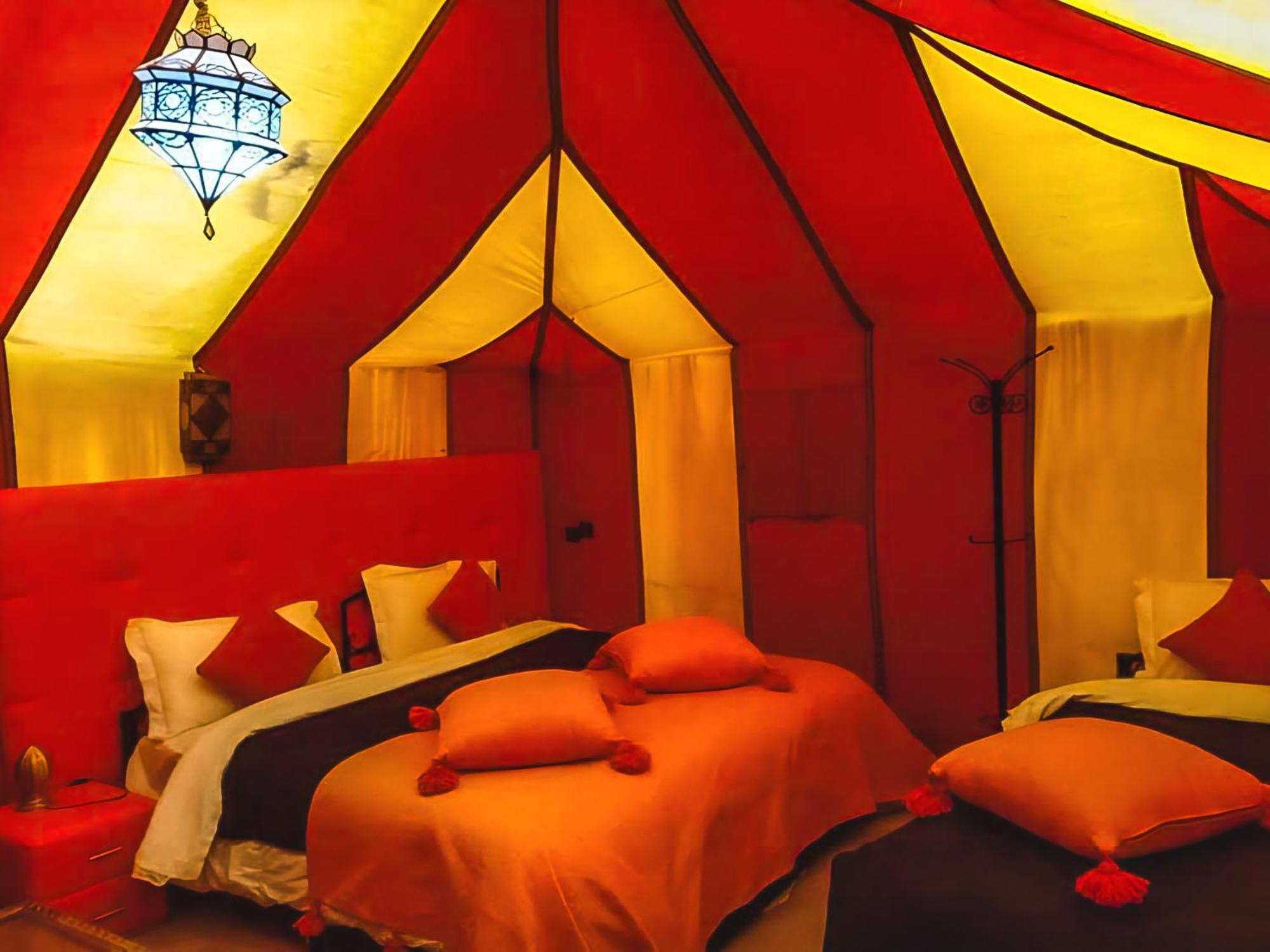 Sahara Deluxe Camp Hotel เมอร์ซูกา ภายนอก รูปภาพ